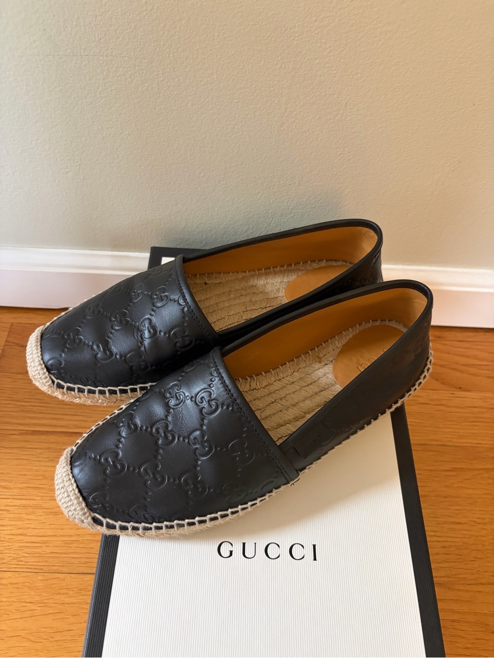 Gucci Black Leather Espadrille Slip On Microguccisima leather women size 38 flat